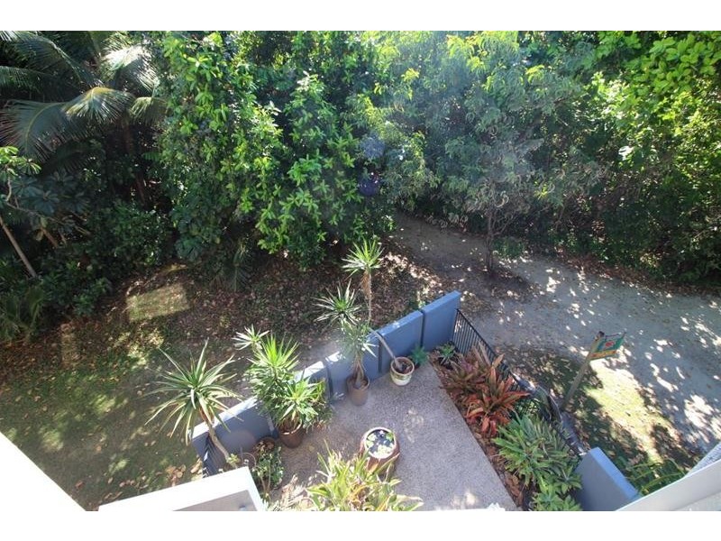 8/51A Porter Promenade, Mission Beach QLD 4852