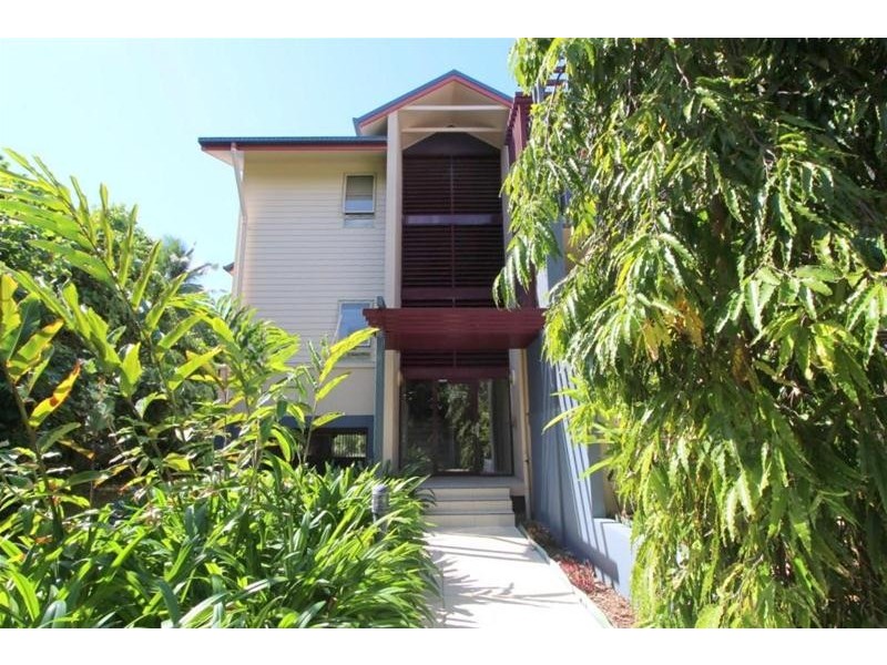 8/51A Porter Promenade, Mission Beach QLD 4852