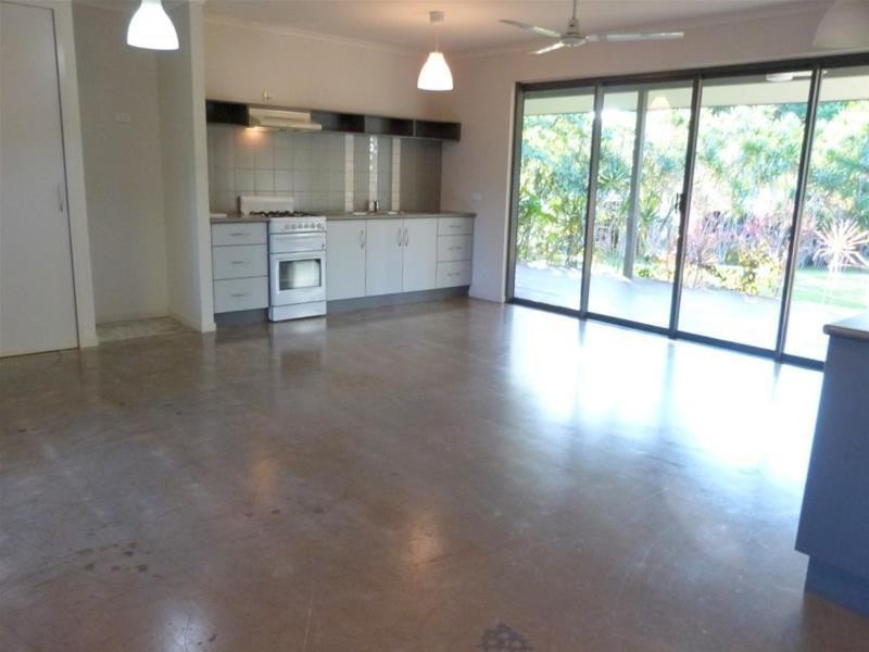 14 Yamala Close, Mission Beach QLD 4852