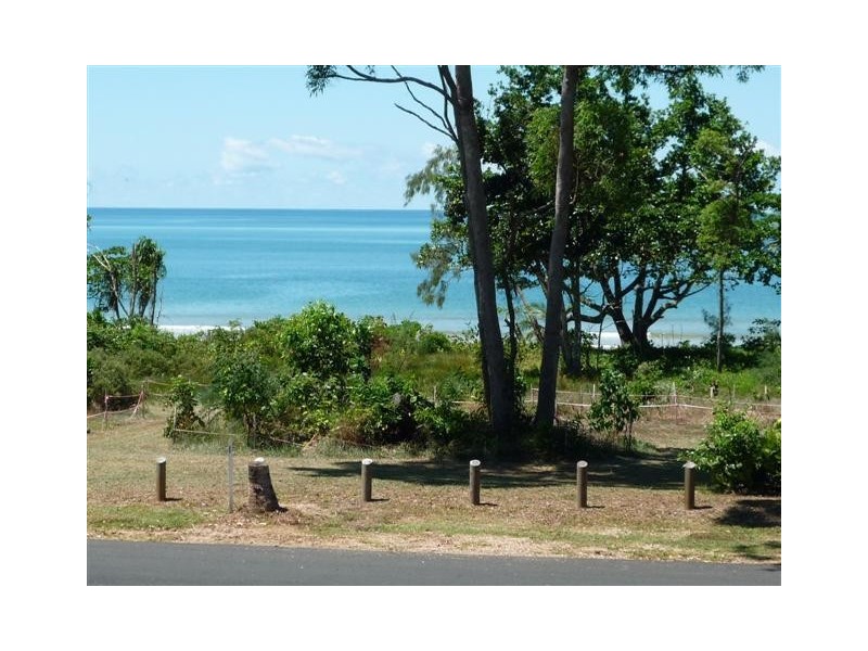 121 Reid Road, Wongaling Beach QLD 4852