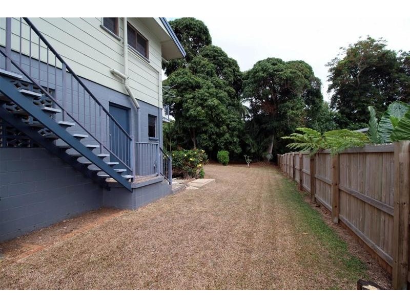 31 Cutten Street, Bingil Bay QLD 4852