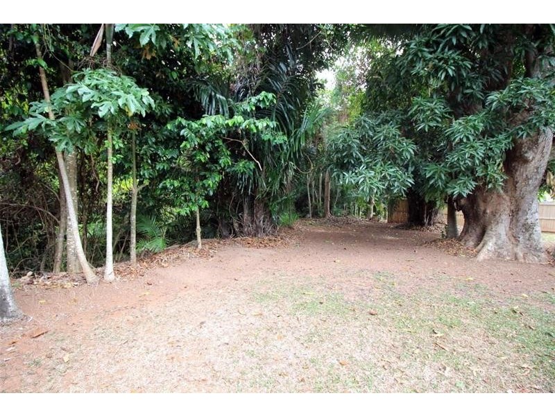 31 Cutten Street, Bingil Bay QLD 4852