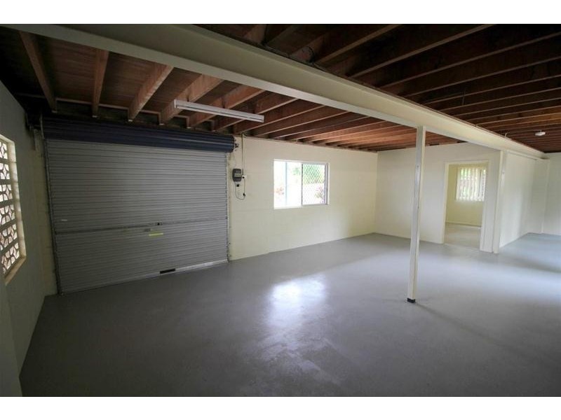 31 Cutten Street, Bingil Bay QLD 4852