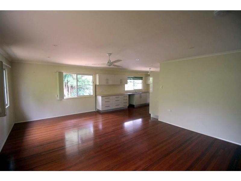 31 Cutten Street, Bingil Bay QLD 4852