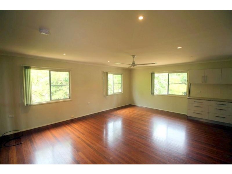 31 Cutten Street, Bingil Bay QLD 4852