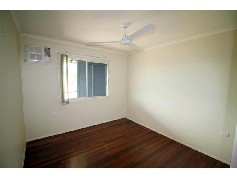 31 Cutten Street, Bingil Bay QLD 4852