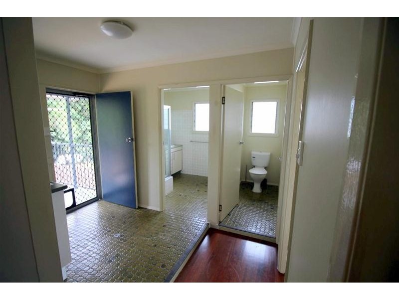 31 Cutten Street, Bingil Bay QLD 4852