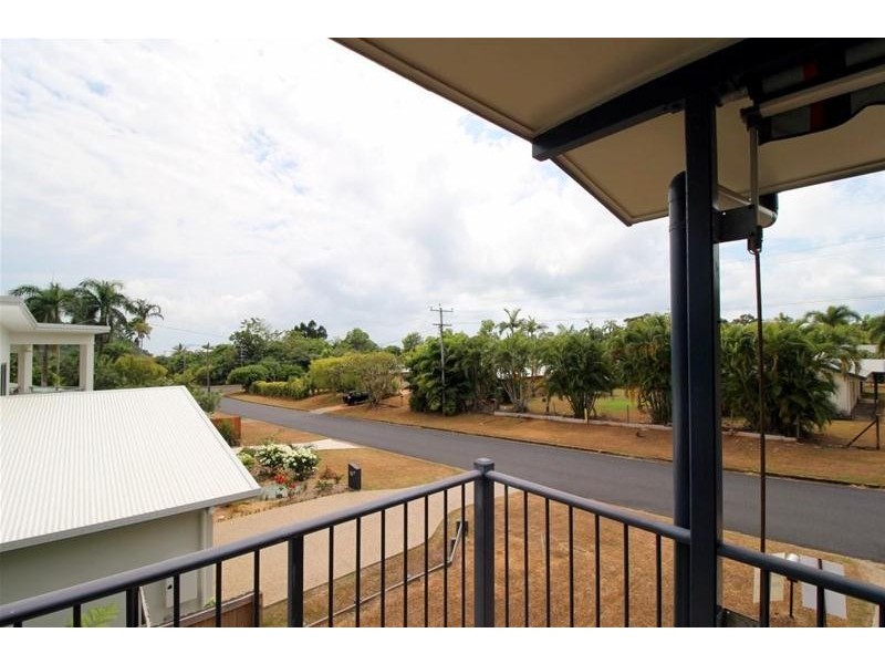 31 Cutten Street, Bingil Bay QLD 4852