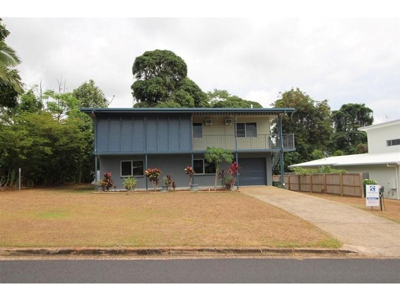 31 Cutten Street, Bingil Bay QLD 4852