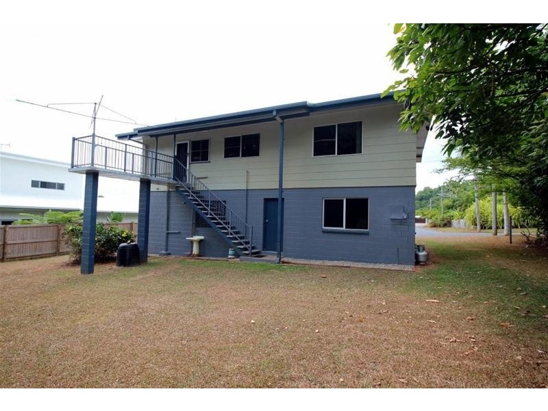 31 Cutten Street, Bingil Bay QLD 4852