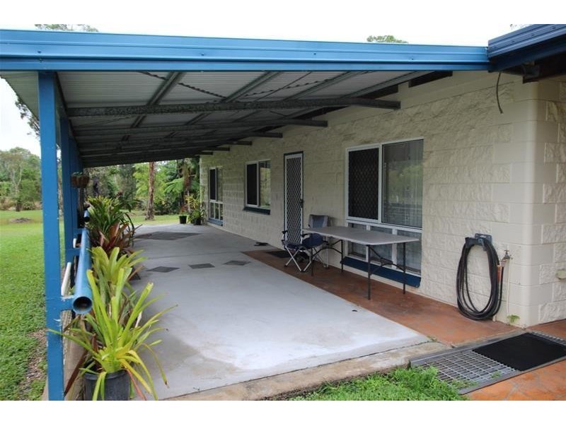 822 East Feluga Road, East Feluga QLD 4854