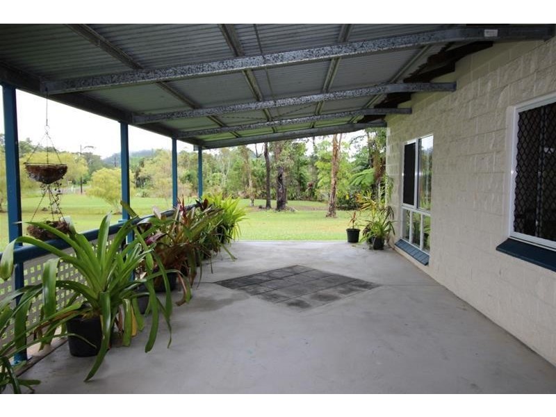 822 East Feluga Road, East Feluga QLD 4854
