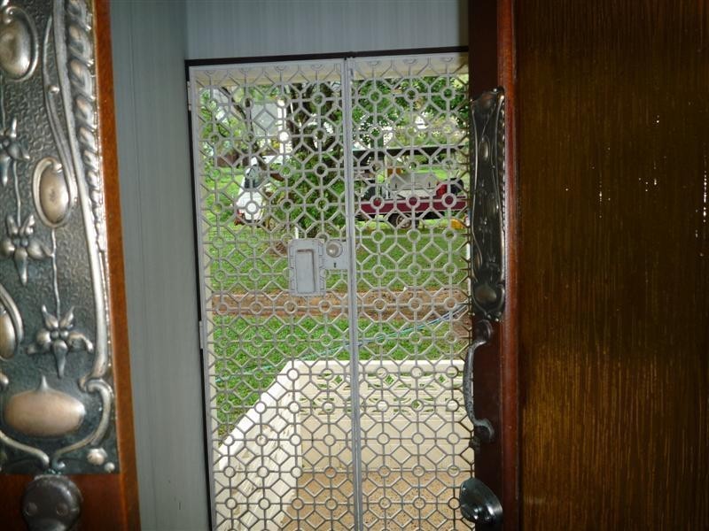 10 Hielscher Street, Tully QLD 4854