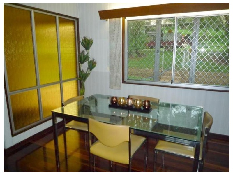 10 Hielscher Street, Tully QLD 4854