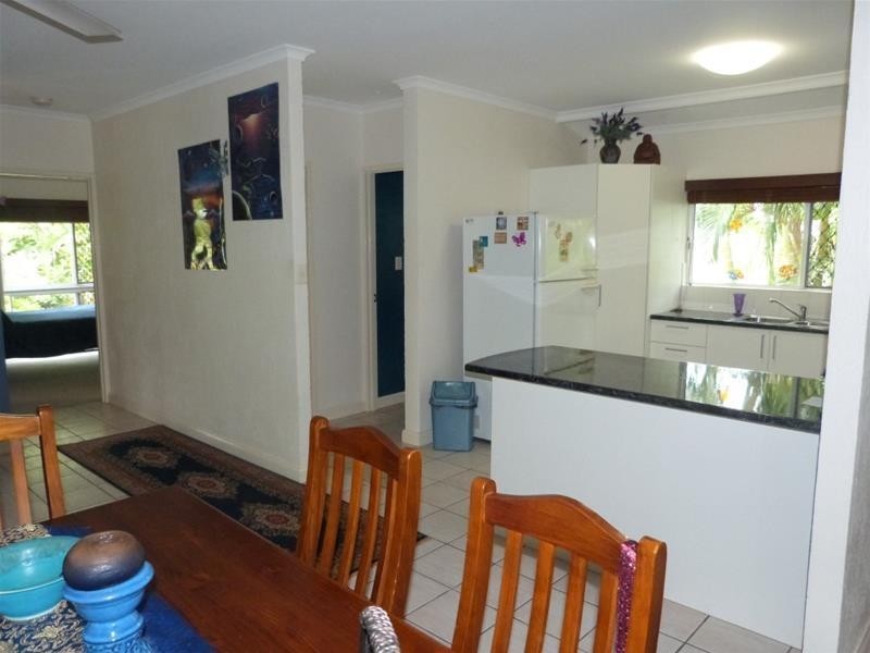 4 Hutchison Close, Mission Beach QLD 4852