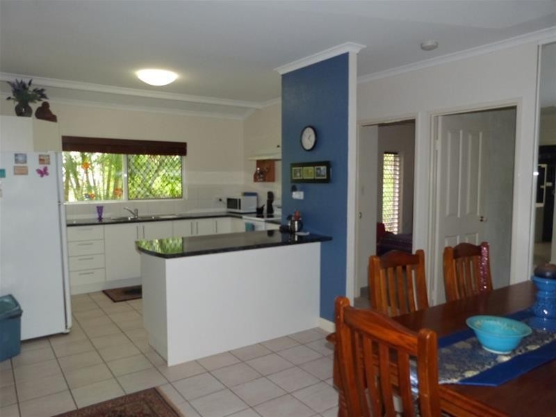 4 Hutchison Close, Mission Beach QLD 4852