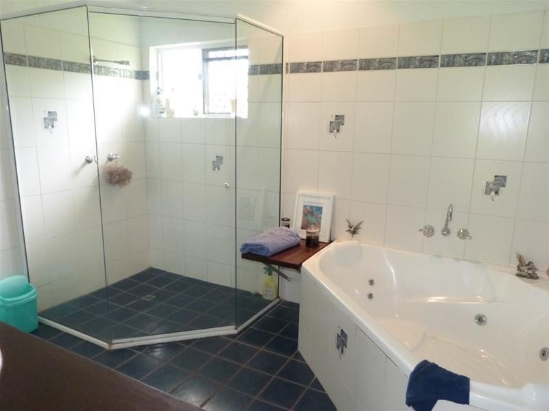 4 Hutchison Close, Mission Beach QLD 4852