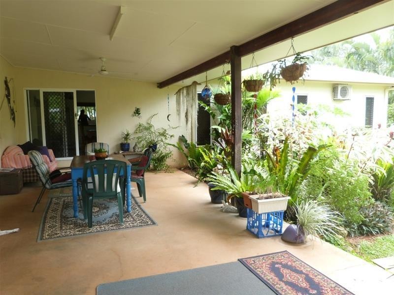 4 Hutchison Close, Mission Beach QLD 4852