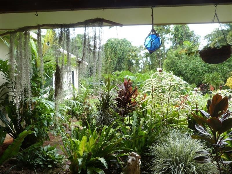 4 Hutchison Close, Mission Beach QLD 4852