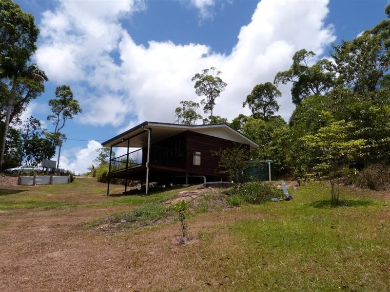 59 Mountain View Close, Maria Creeks QLD 4855