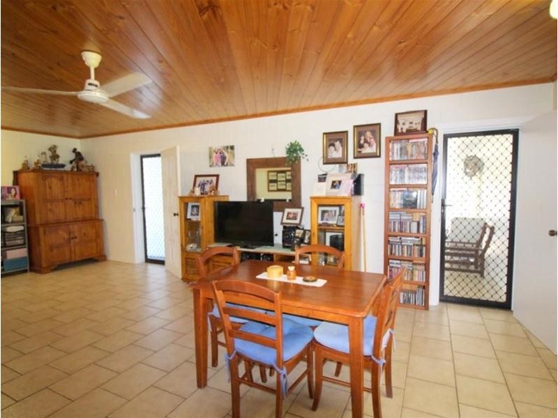 14 Andrews Street, Kurrimine Beach QLD 4871