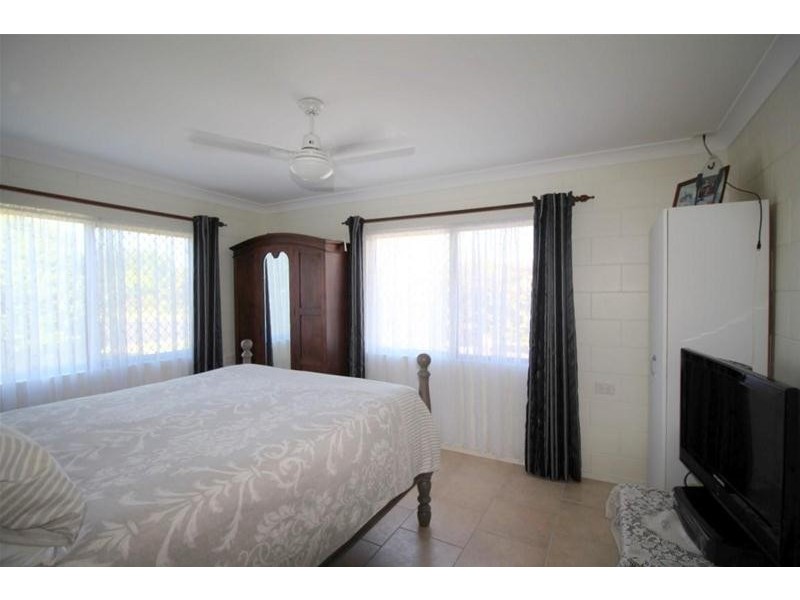 14 Andrews Street, Kurrimine Beach QLD 4871