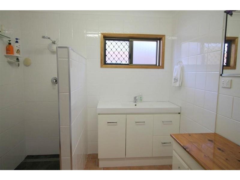 14 Andrews Street, Kurrimine Beach QLD 4871