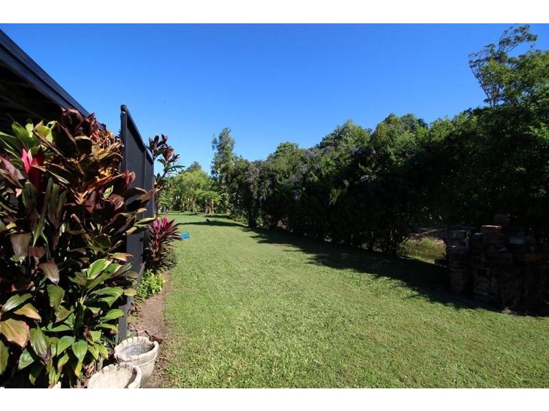 14 Andrews Street, Kurrimine Beach QLD 4871