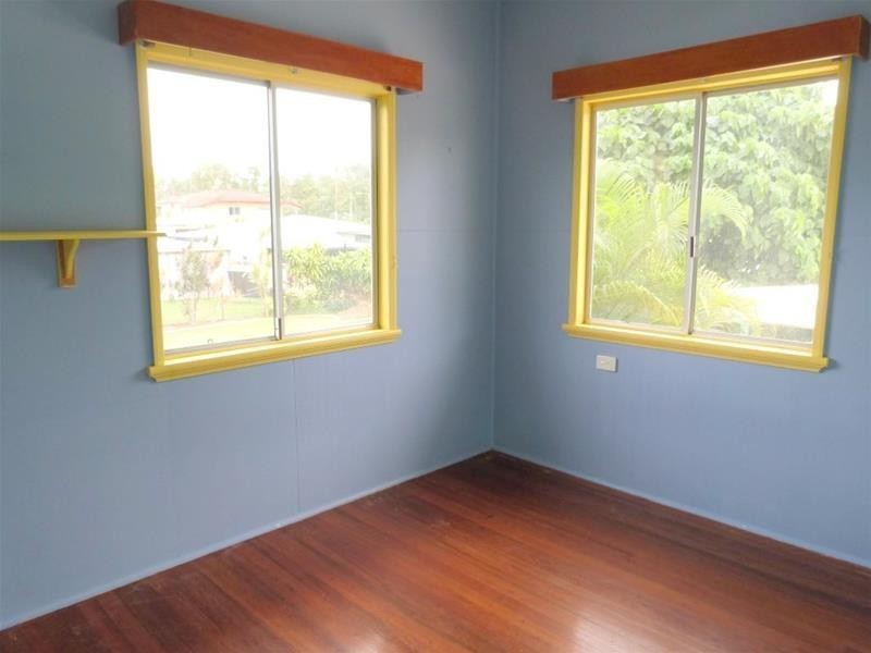 10 Hargreave Street, Kurrimine Beach QLD 4871