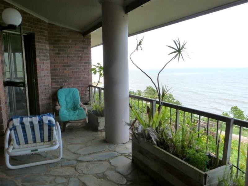 18 Cutten Street, Bingil Bay QLD 4852