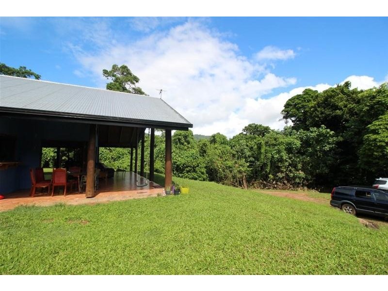 5 Plantation Drive, Bingil Bay QLD 4852