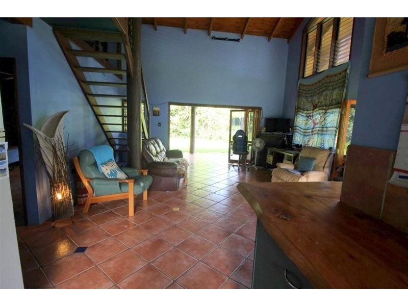 5 Plantation Drive, Bingil Bay QLD 4852