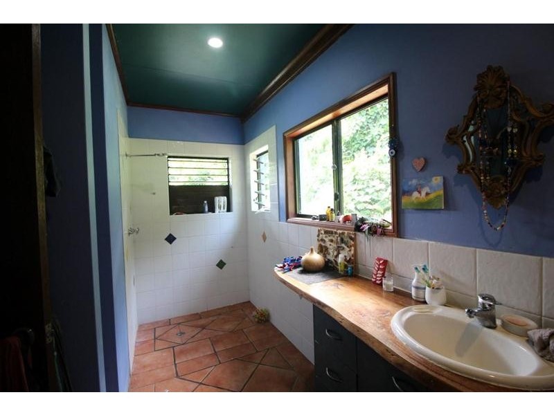 5 Plantation Drive, Bingil Bay QLD 4852