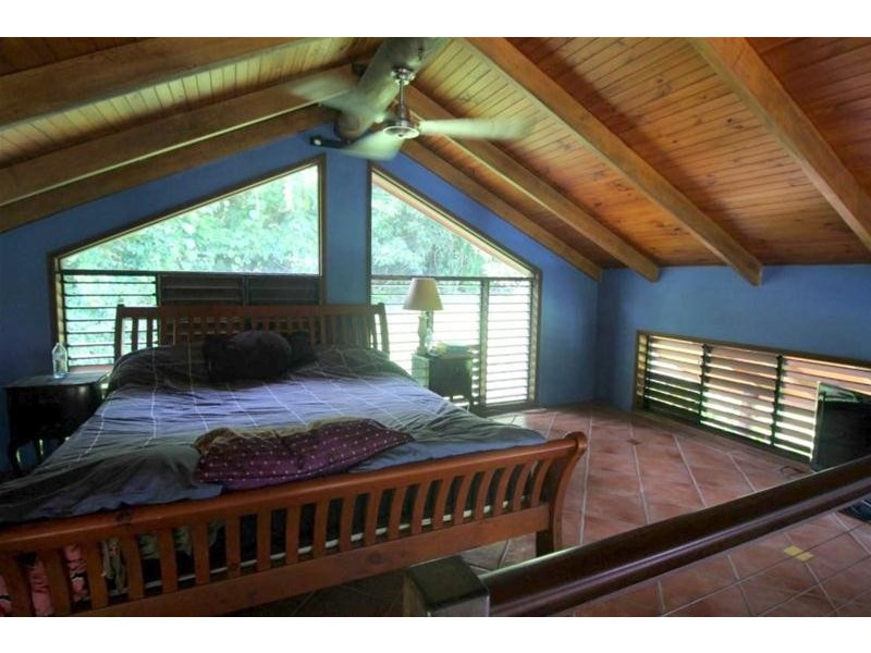 5 Plantation Drive, Bingil Bay QLD 4852