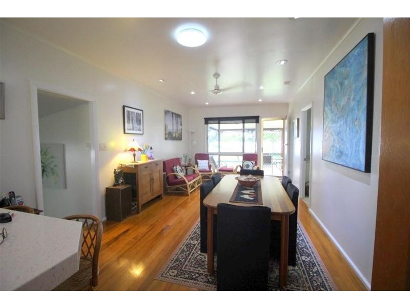 26 Feldt Street, Flying Fish Point QLD 4860