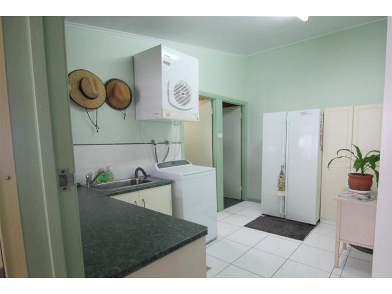 26 Feldt Street, Flying Fish Point QLD 4860