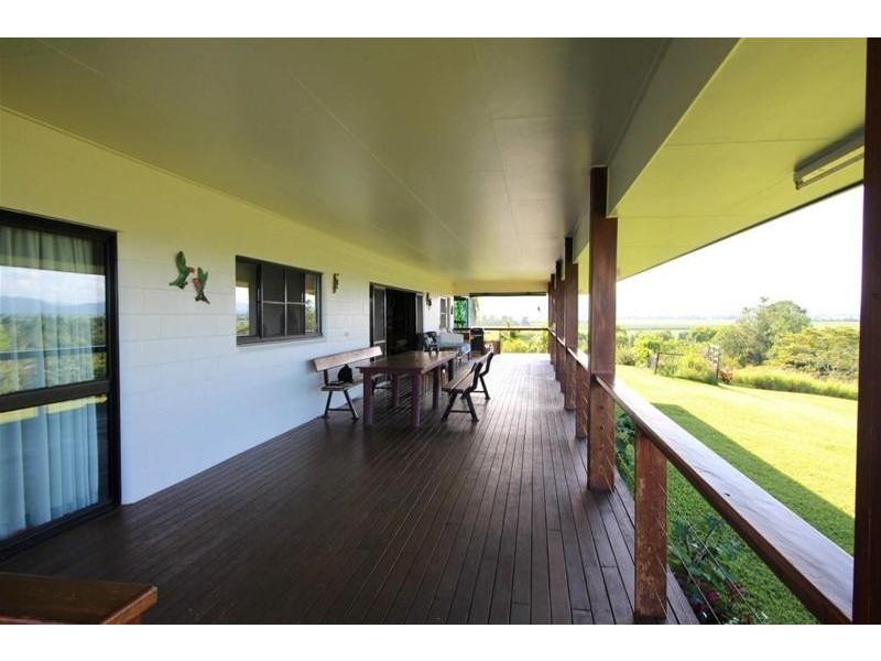 20 Hayter Road, El Arish QLD 4855