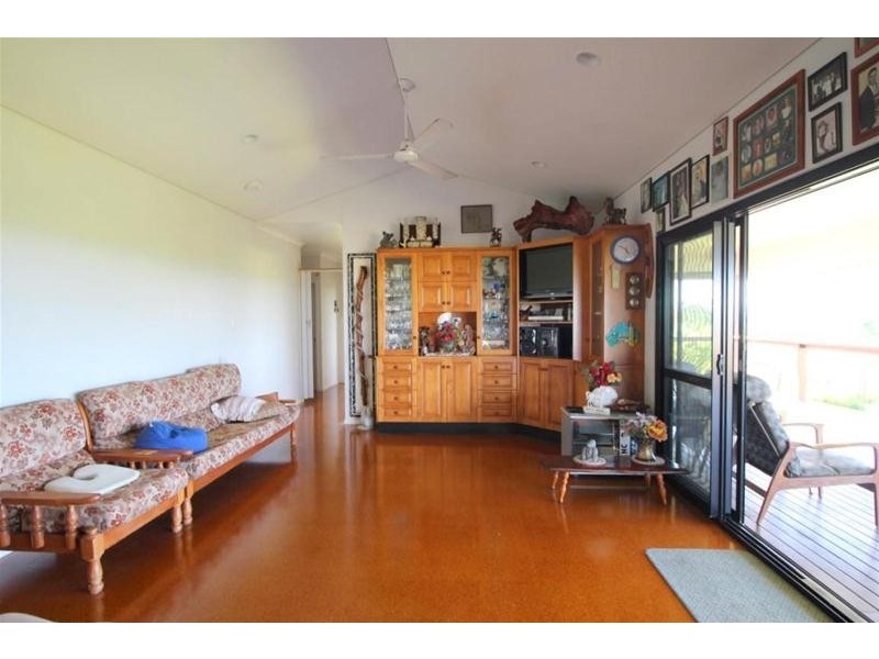 20 Hayter Road, El Arish QLD 4855