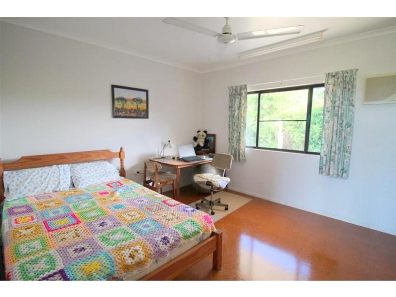 20 Hayter Road, El Arish QLD 4855