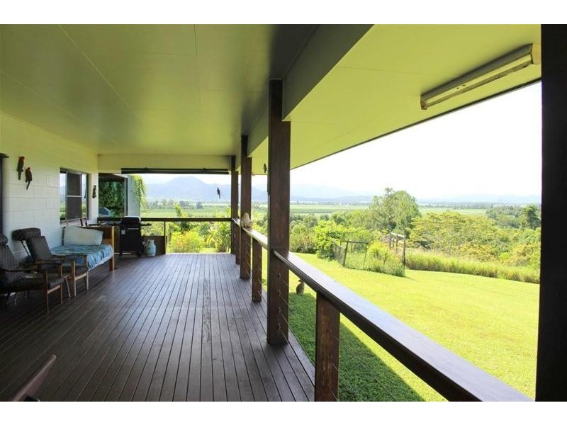 20 Hayter Road, El Arish QLD 4855