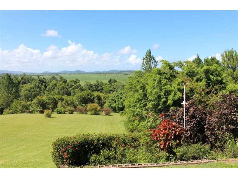 20 Hayter Road, El Arish QLD 4855
