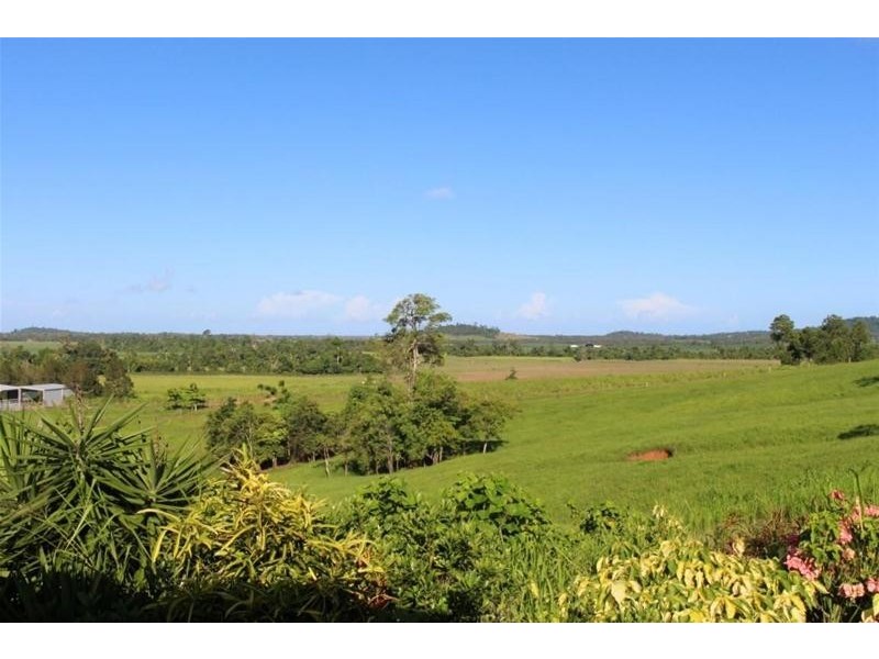 20 Hayter Road, El Arish QLD 4855