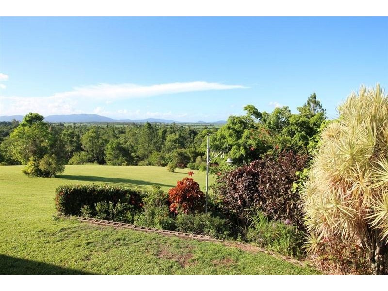 20 Hayter Road, El Arish QLD 4855