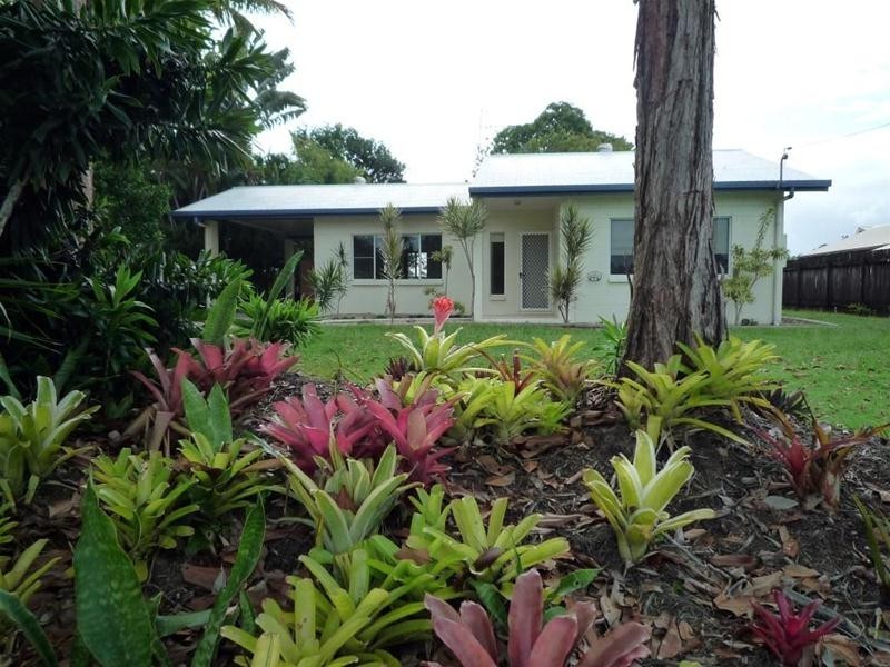 33 Buccaneer Street, South Mission Beach QLD 4852