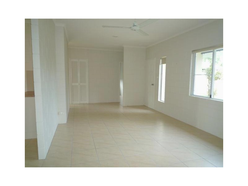 33 Buccaneer Street, South Mission Beach QLD 4852