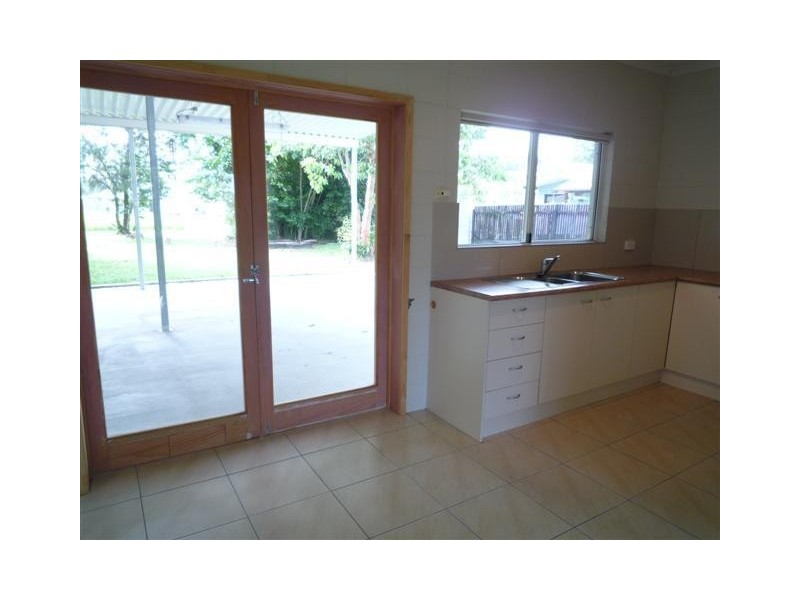 33 Buccaneer Street, South Mission Beach QLD 4852