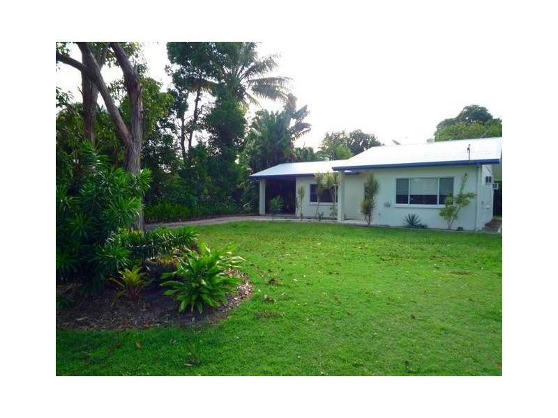 33 Buccaneer Street, South Mission Beach QLD 4852