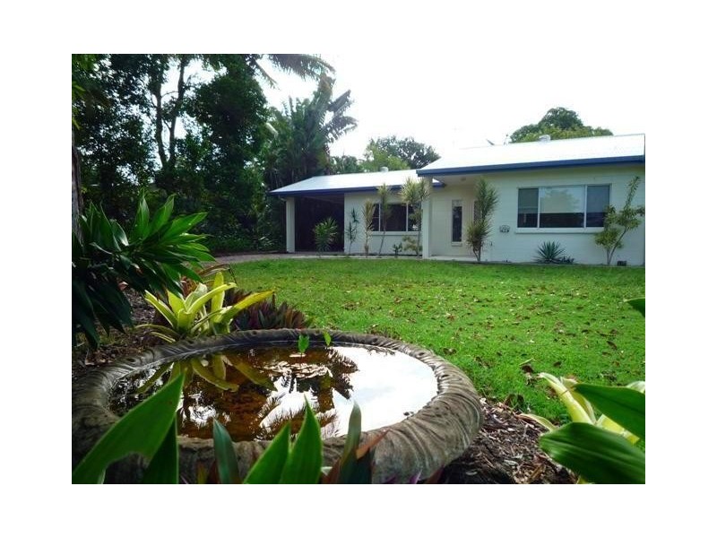 33 Buccaneer Street, South Mission Beach QLD 4852