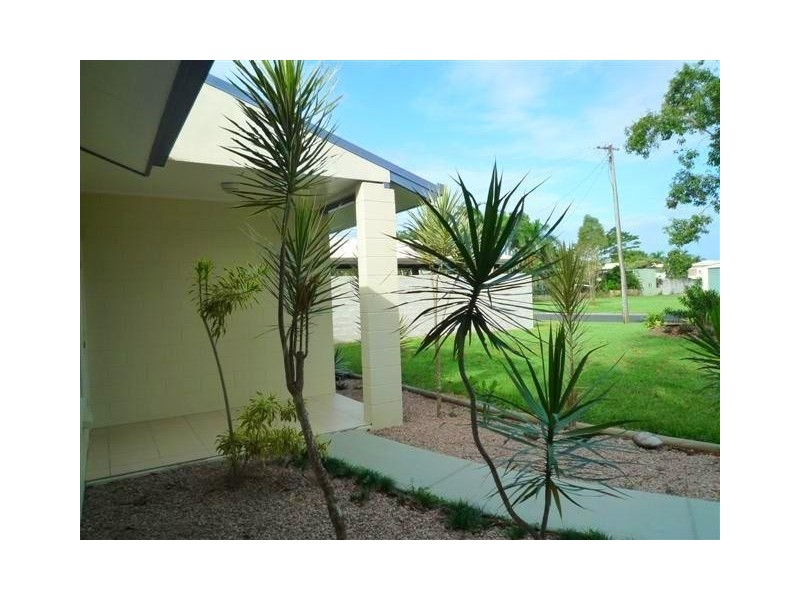 33 Buccaneer Street, South Mission Beach QLD 4852