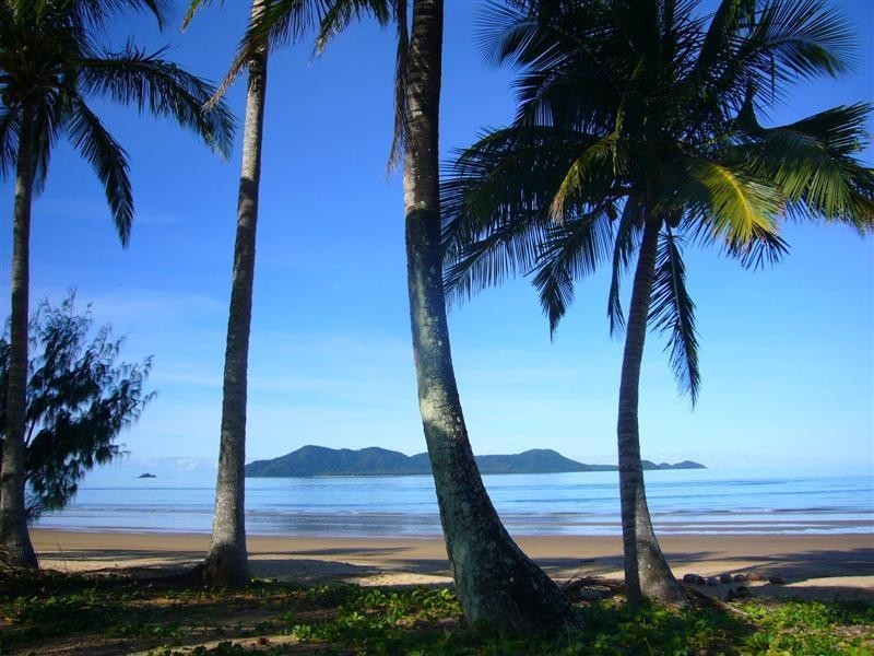 33 Buccaneer Street, South Mission Beach QLD 4852